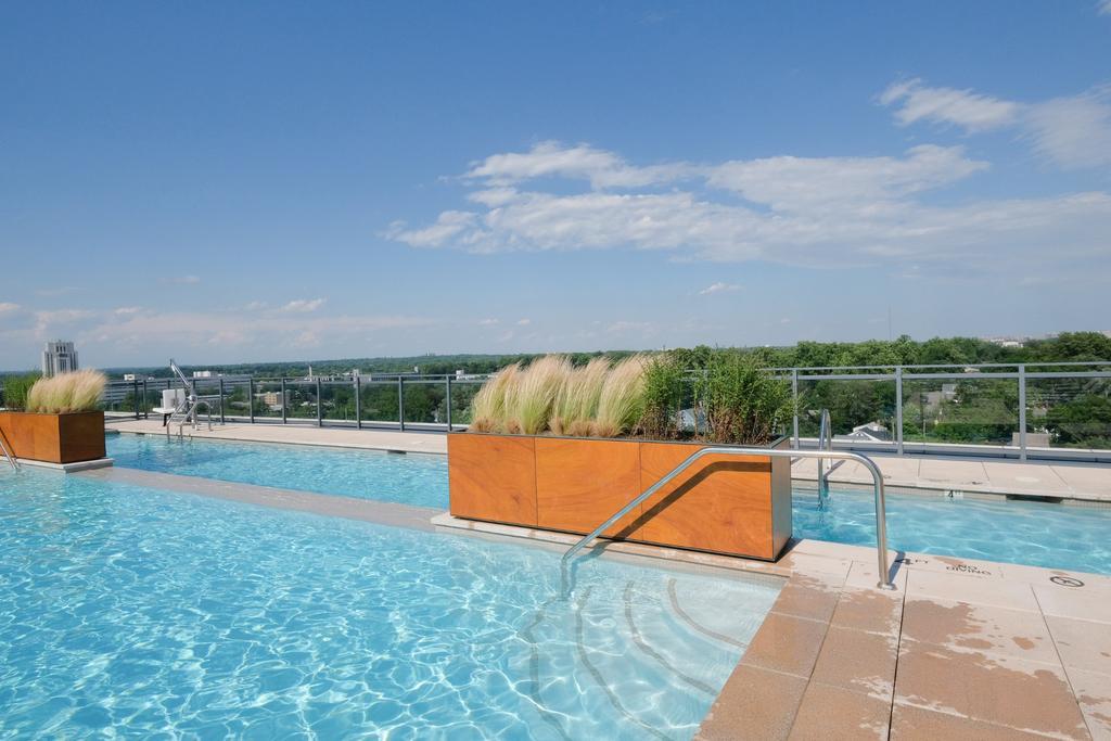 Global Luxury Suites In Downtown Бетесда Экстерьер фото