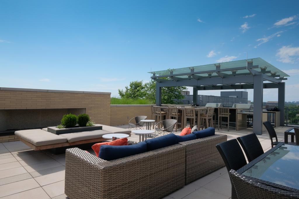 Global Luxury Suites In Downtown Бетесда Экстерьер фото